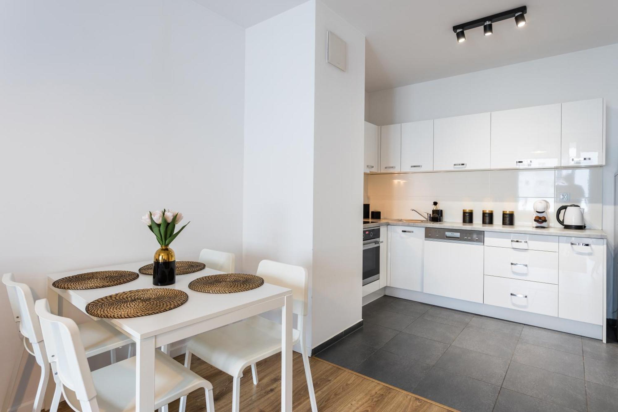 - Cozy And Stylish - Rondo Onz - Pereca